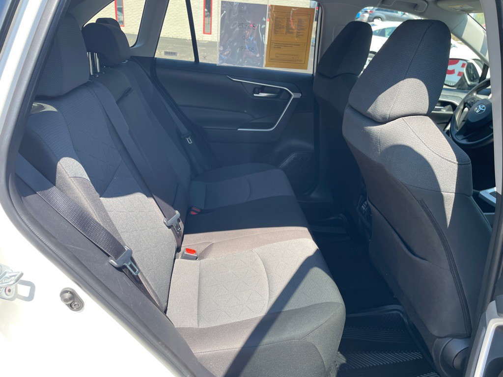 2025 Toyota Rav4 Image 12