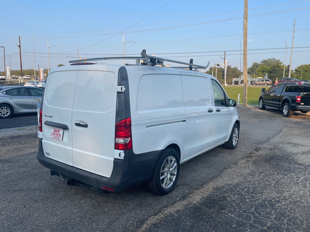 2017 Mercedes-Benz Metris Image 11