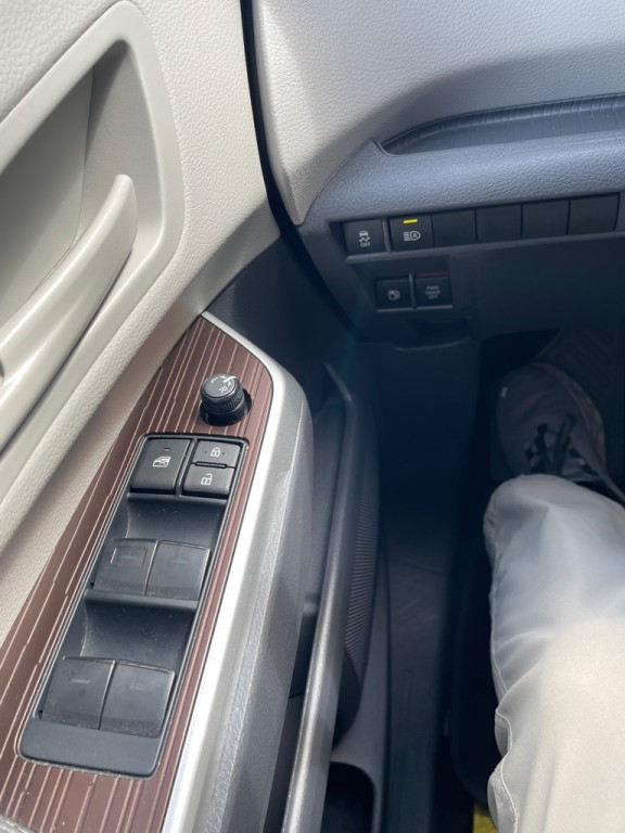 2024 Toyota Sienna Image 17