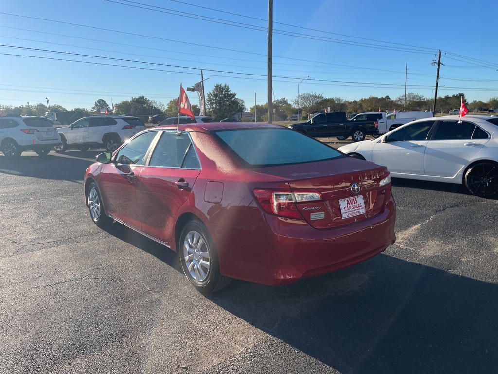 2012 Toyota Camry Image 6
