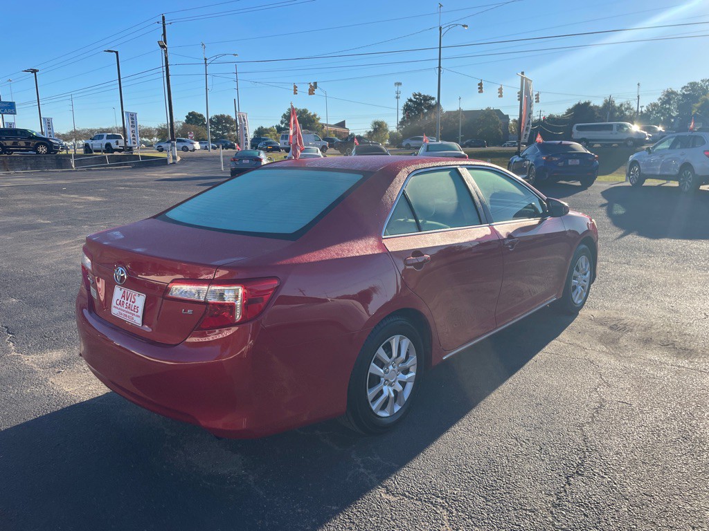 2012 Toyota Camry Image 8
