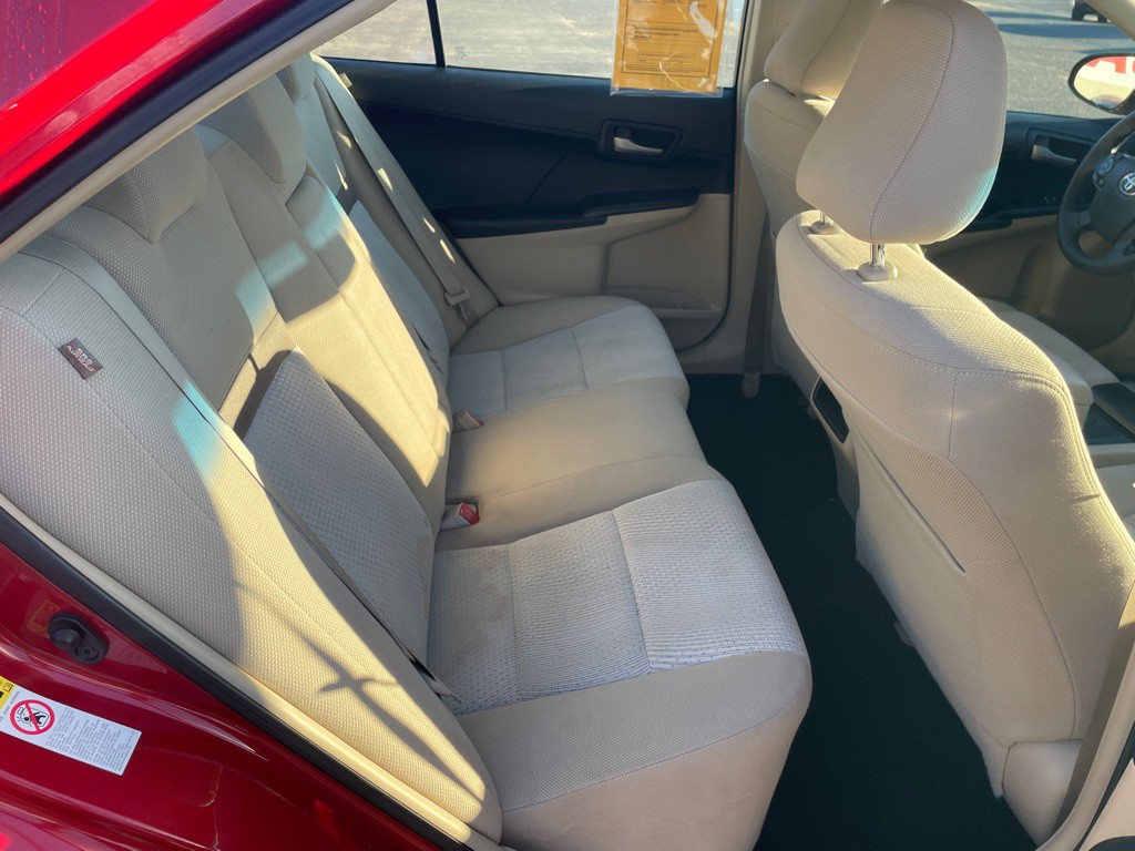 2012 Toyota Camry Image 10