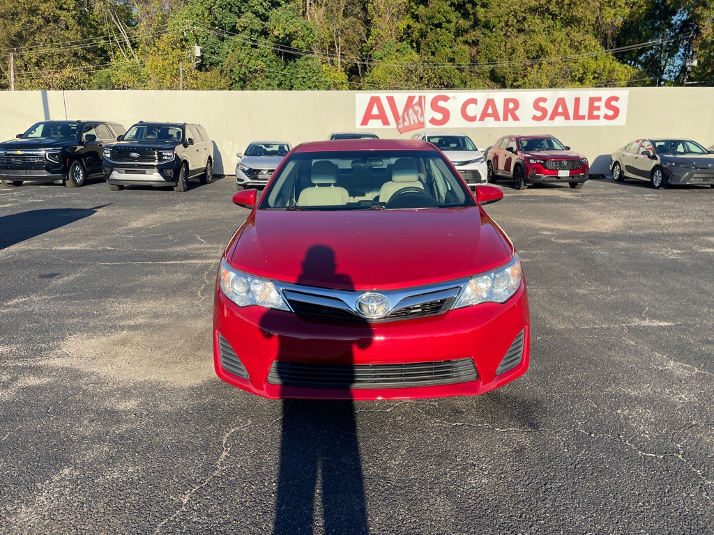 2012 Toyota Camry Image 13