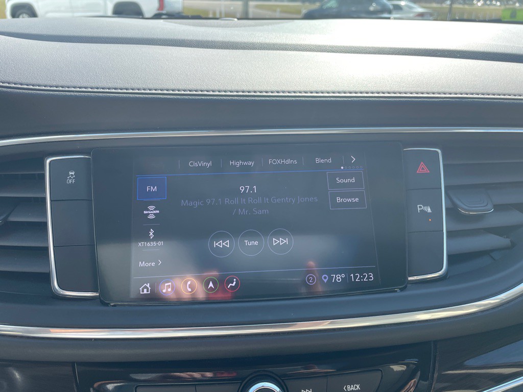 2020 Buick Enclave Image 19