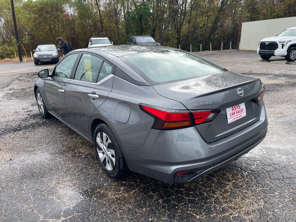 2024 Nissan Altima Image 7