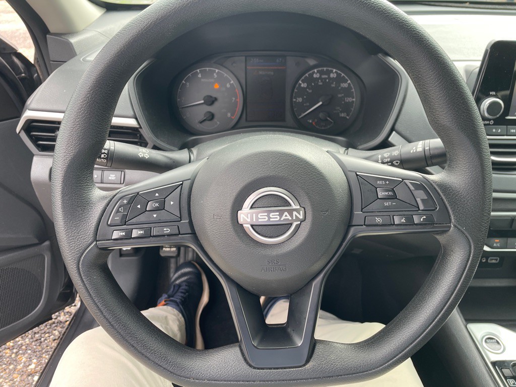 2024 Nissan Altima Image 15