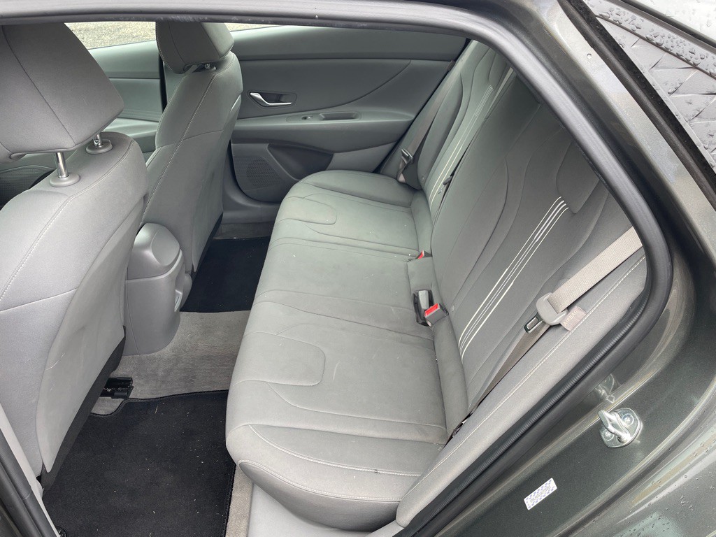 2024 Hyundai Elantra Image 4