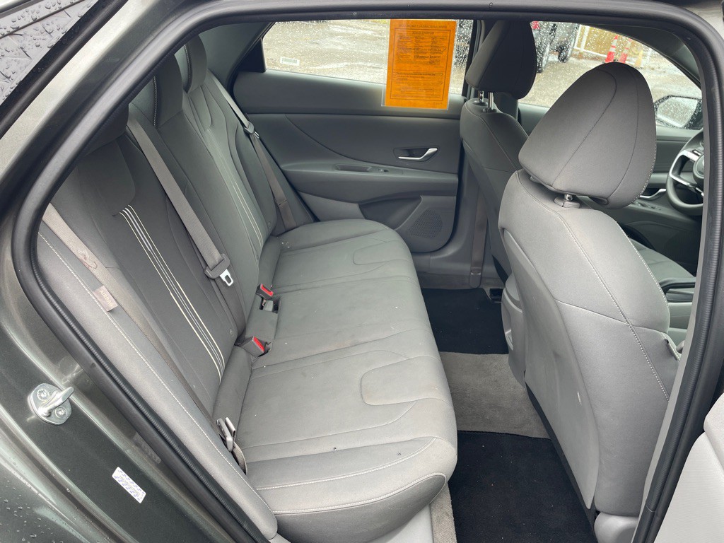 2024 Hyundai Elantra Image 9