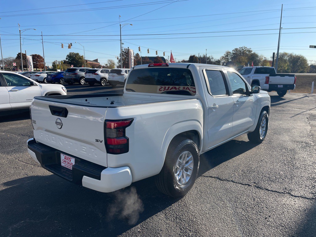 2024 Nissan Frontier Image 9