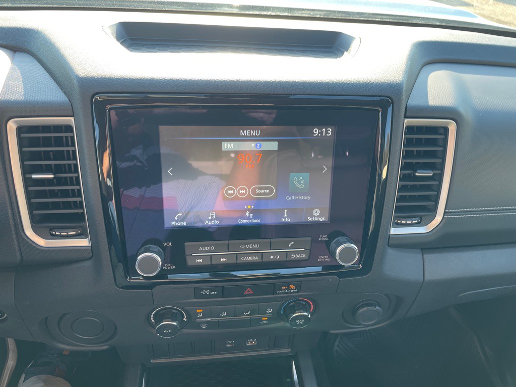 2024 Nissan Frontier Image 18