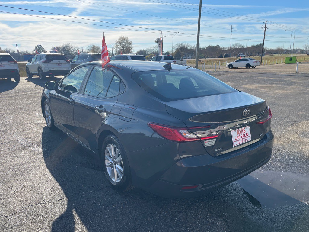 2025 Toyota Camry Image 7