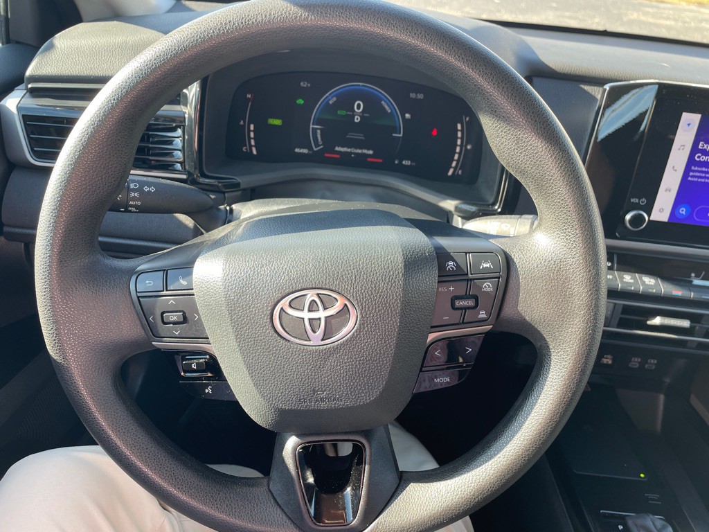 2025 Toyota Camry Image 18