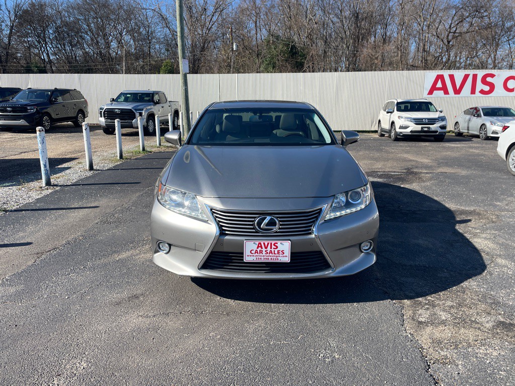 2015 Lexus ES 350 Image 13