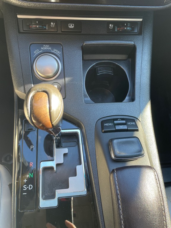 2015 Lexus ES 350 Image 16