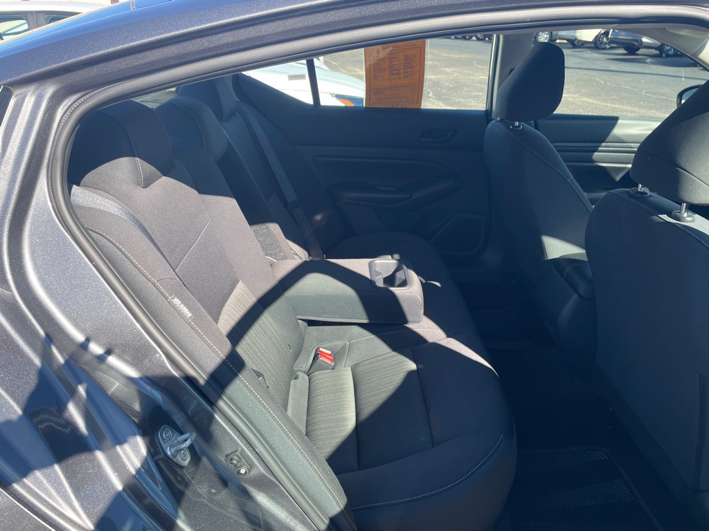 2024 Nissan Altima Image 11