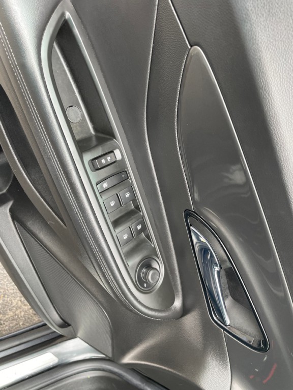 2017 Buick Enclave Image 17