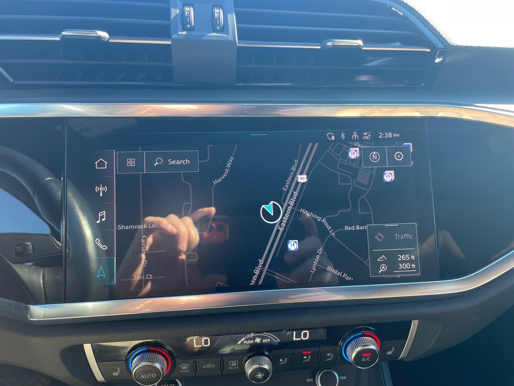 2022 Audi Q3 Image 6