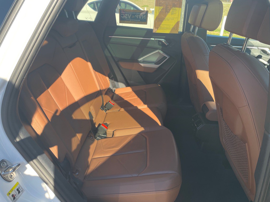 2022 Audi Q3 Image 13