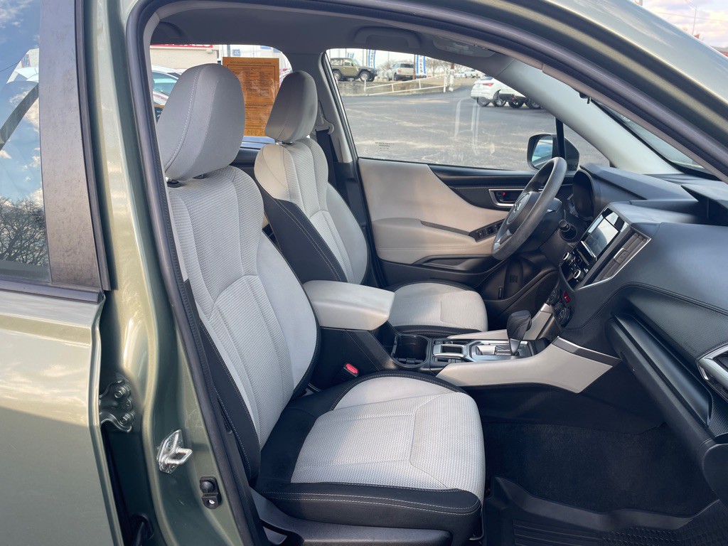 2021 Subaru Forester Image 12