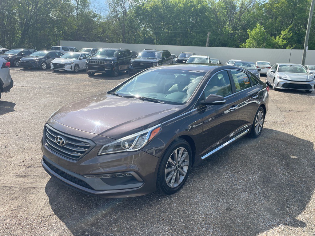 2017 Hyundai Sonata Image 1