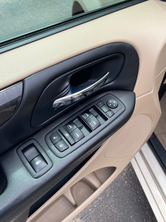 2013 Dodge Grand Caravan Image 17