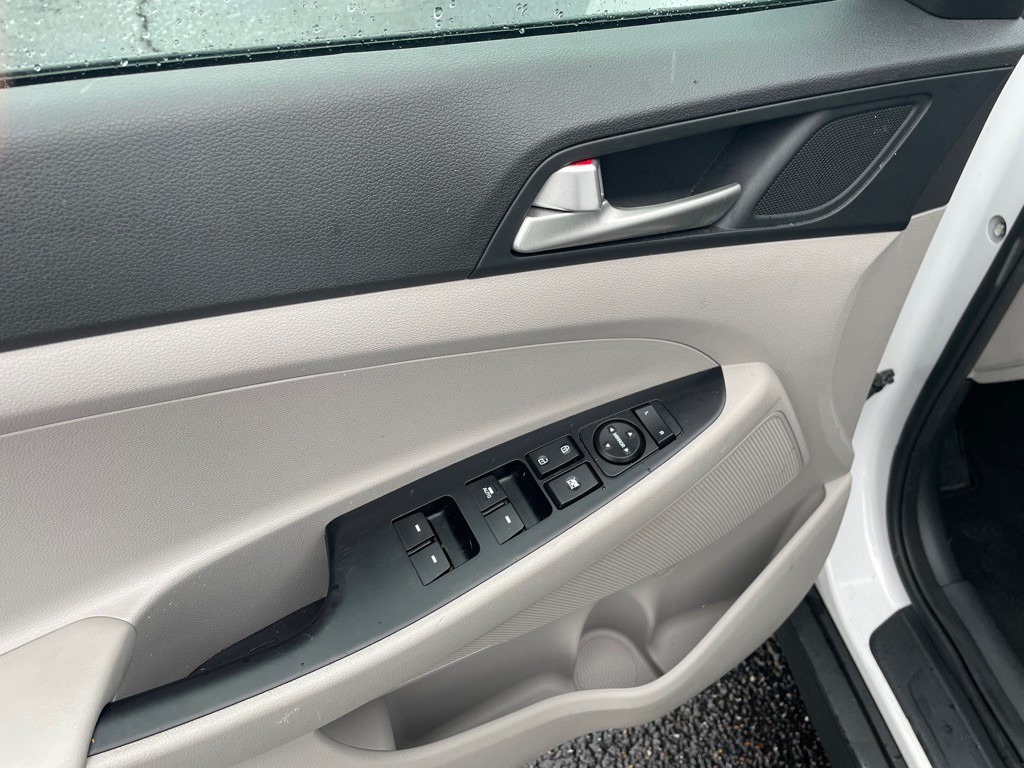 2019 Hyundai Tucson Image 16