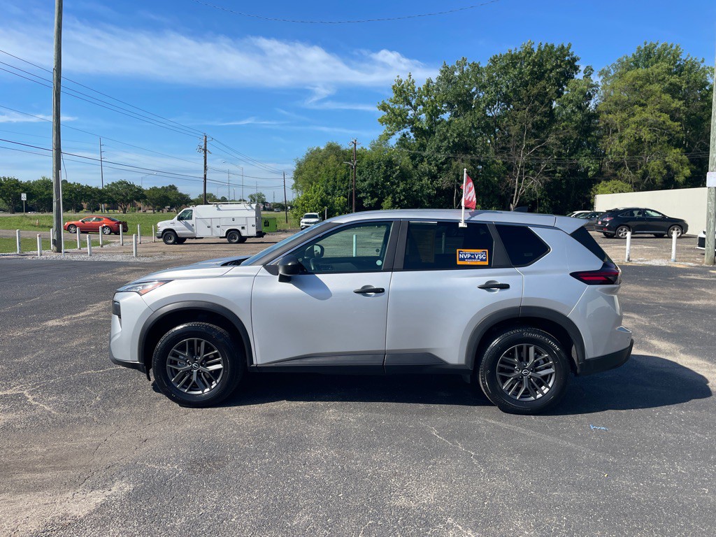 2025 Nissan Rogue Image 2