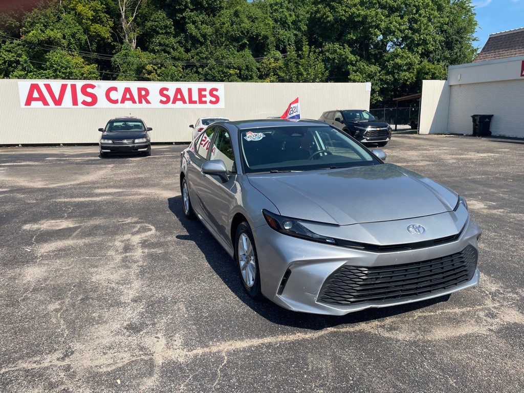 2025 Toyota Camry Image 13