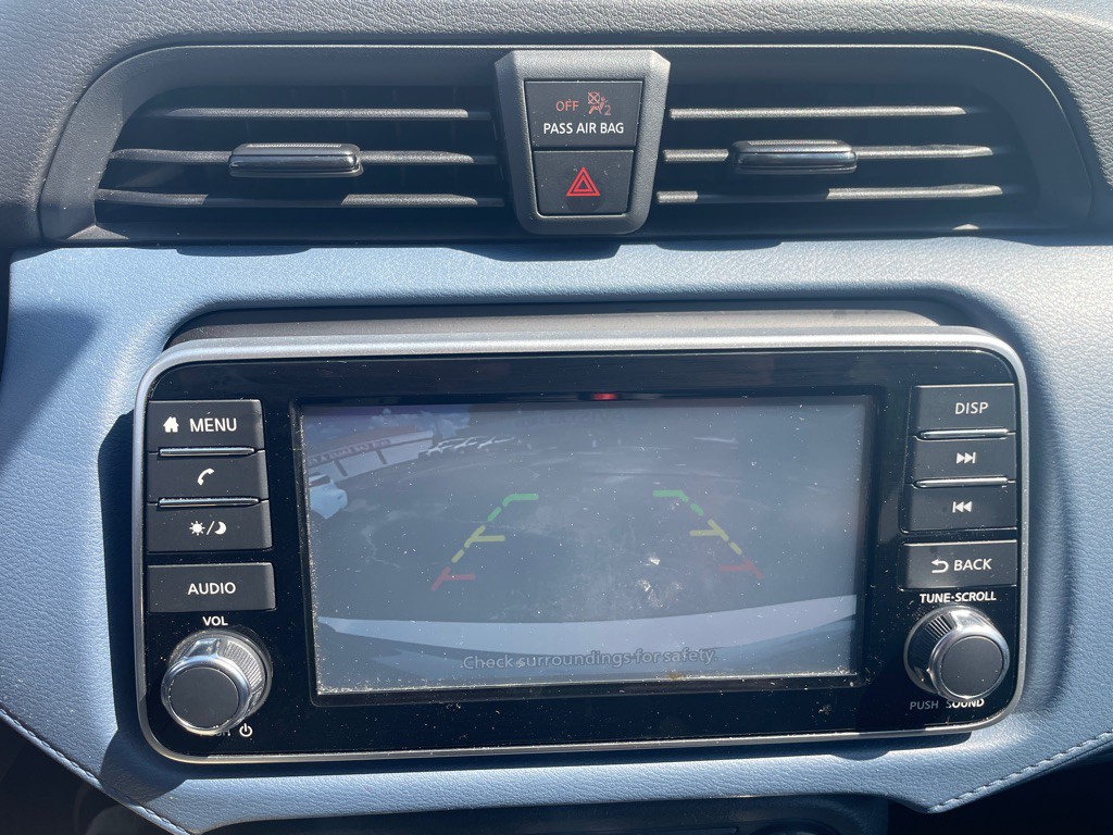 2025 Nissan Versa Image 5