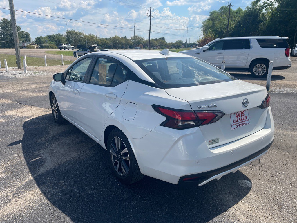 2025 Nissan Versa Image 7