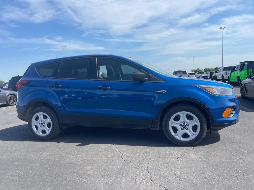 2019 Ford Escape Image 3