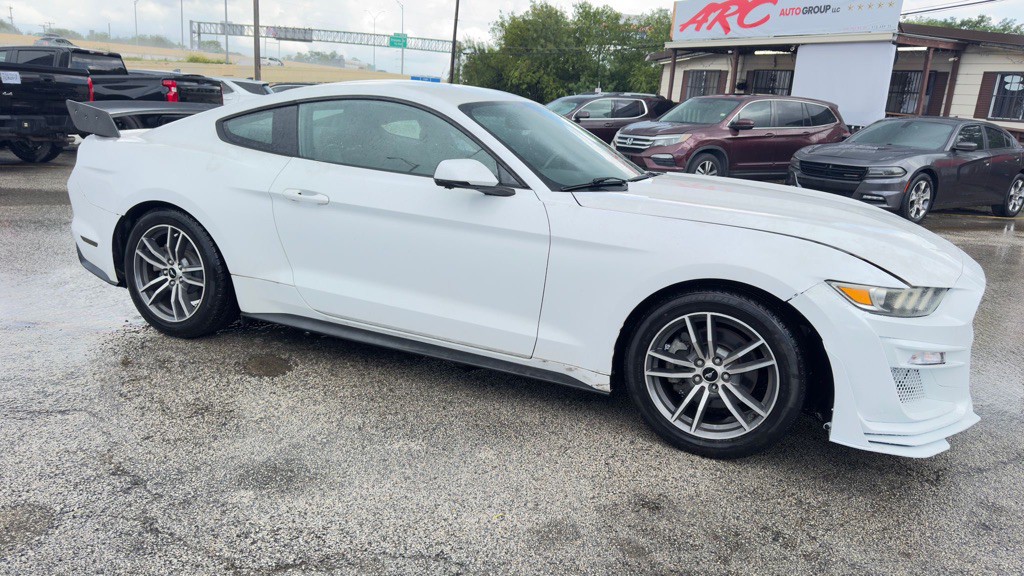 2015 Ford Mustang Image 3