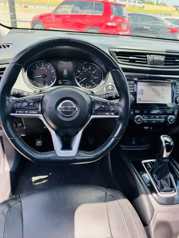 2020 Nissan Rogue Image 4