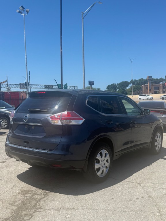 2016 Nissan Rogue Image 2