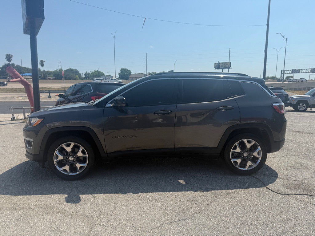 2019 Jeep Compass Image 2