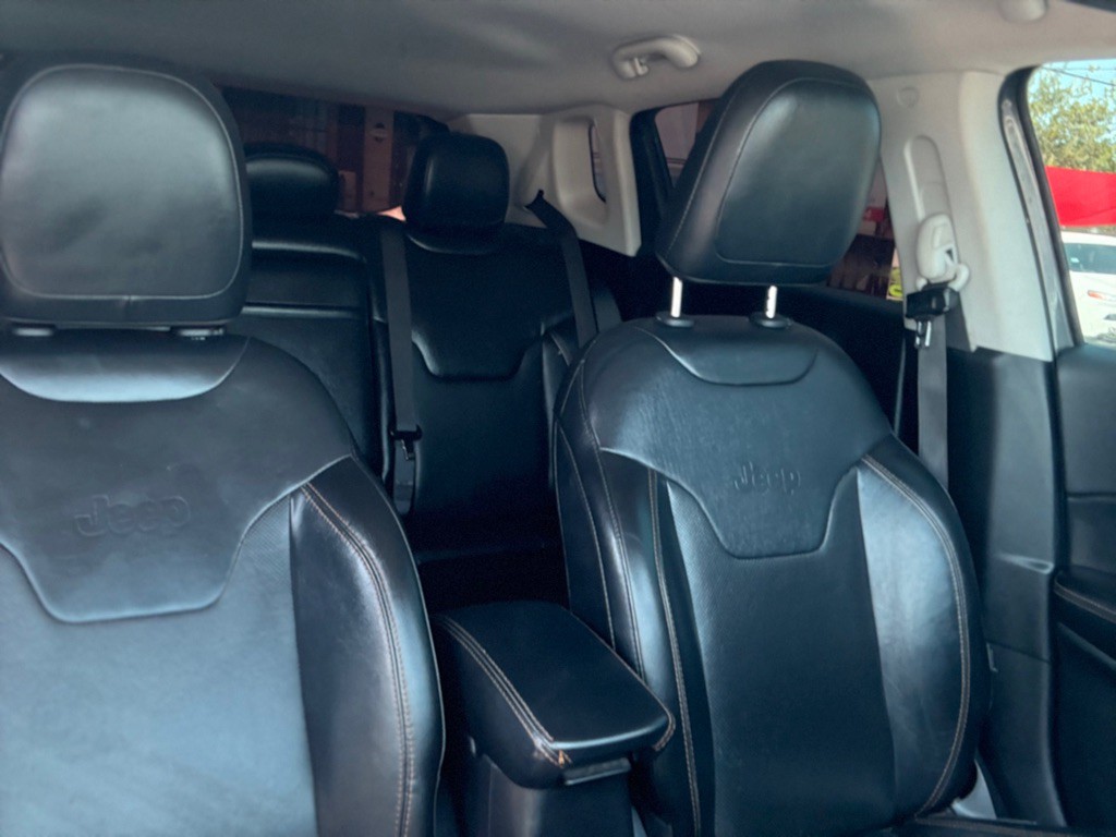 2019 Jeep Compass Image 8