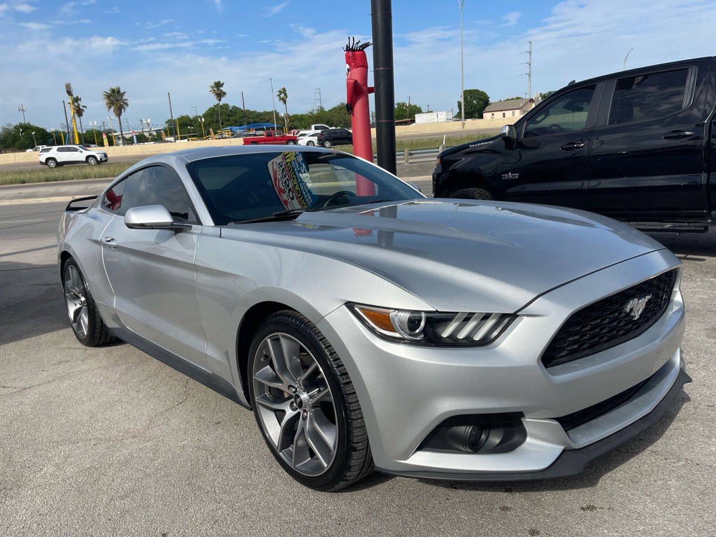 2016 Ford Mustang Image 1