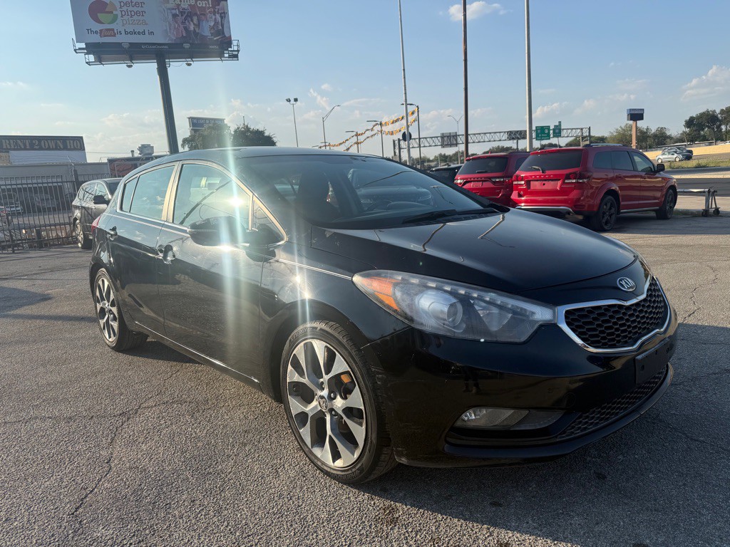 2015 Kia Forte Image 1