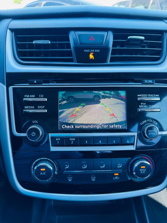 2018 Nissan Altima Image 4
