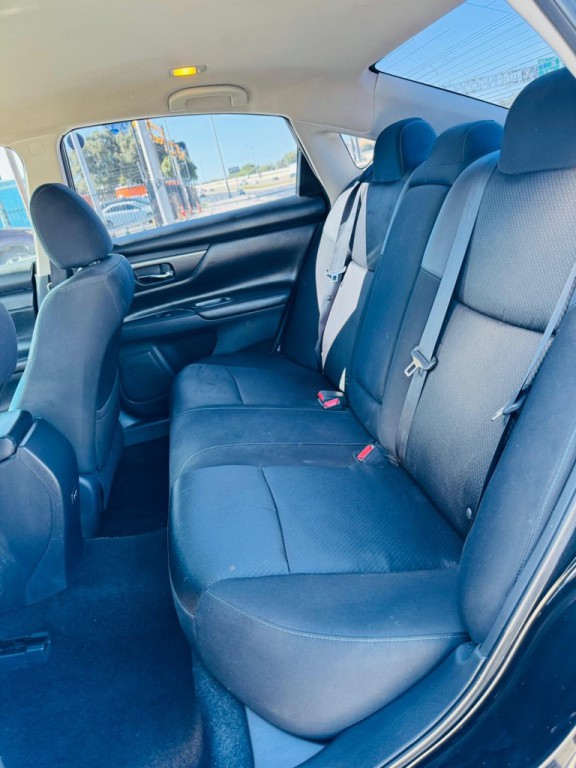 2018 Nissan Altima Image 6