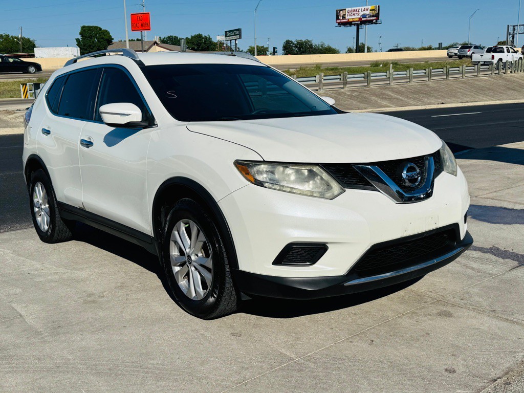 2015 Nissan Rogue Image 2