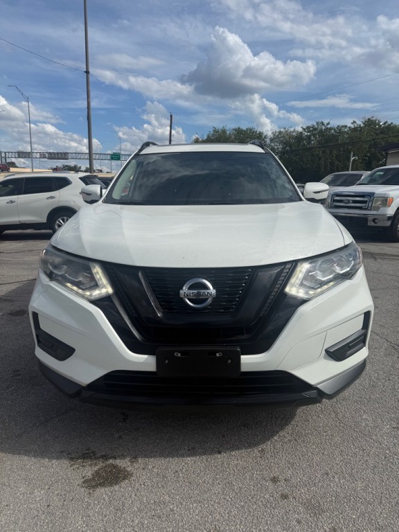 2017 Nissan Rogue Image 3