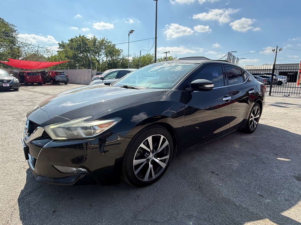 2017 Nissan Maxima Image 2