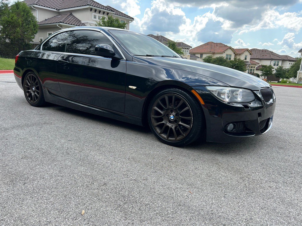 2013 BMW 3 Series Image 3