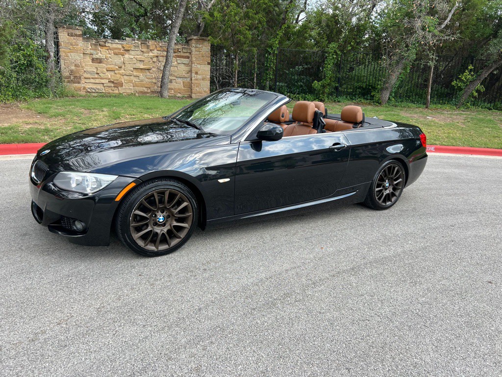 2013 BMW 3 Series Image 4