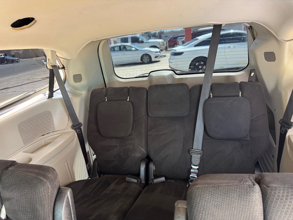 2012 Dodge Grand Caravan Image 7
