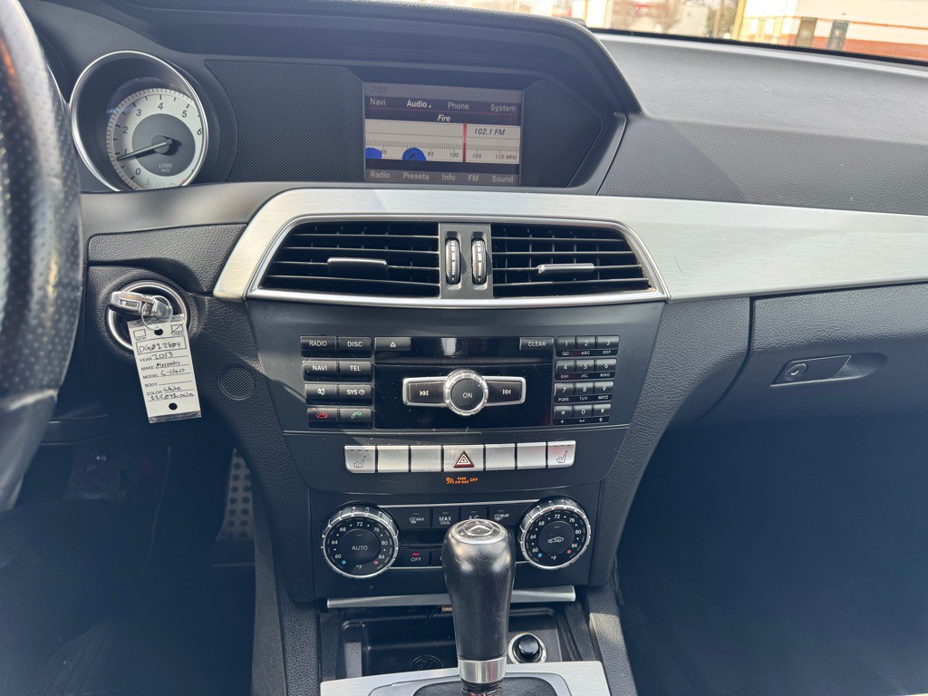 2013 Mercedes-Benz C-Class Image 13