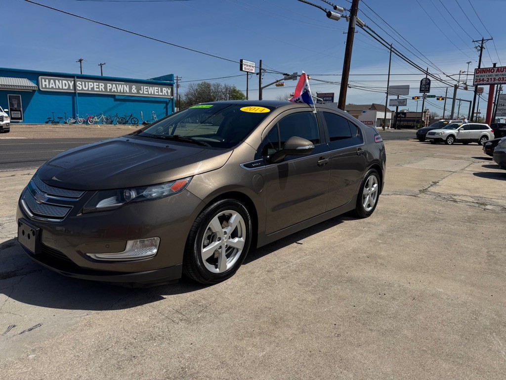 2014 Chevrolet Volt Image 2