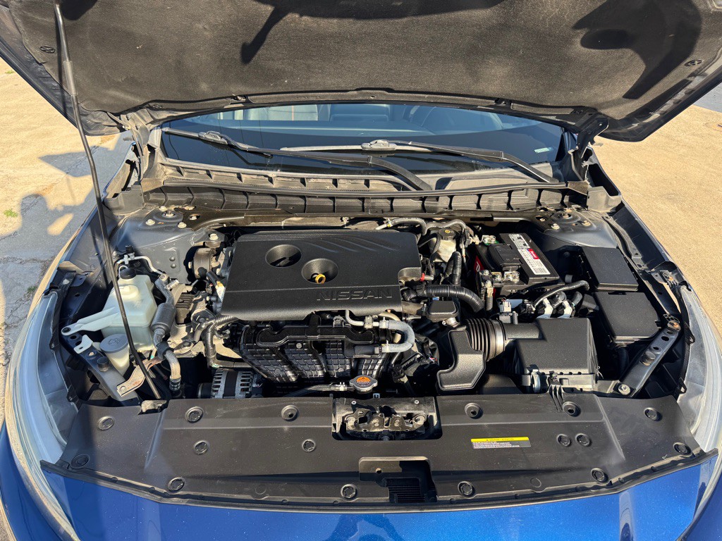 2019 Nissan Altima Image 9