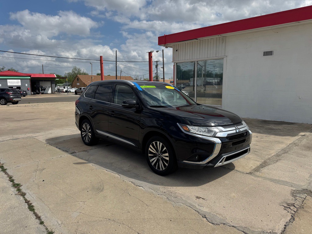 2019 Mitsubishi Outlander Image 8